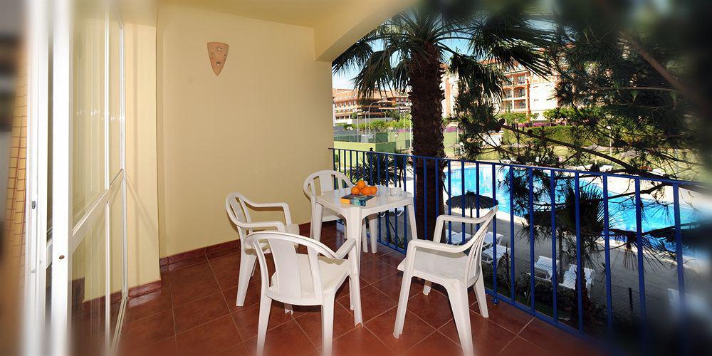 Leo Islamar Apartment *