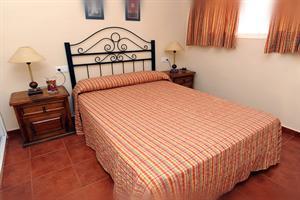 Apartment Leo Islamar